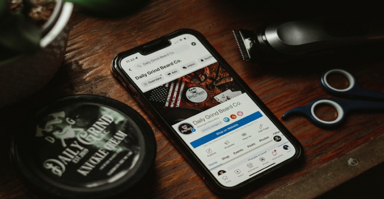 Image hover effect image